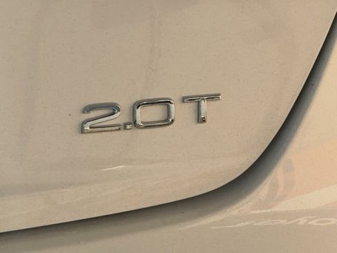 Used 2014 Audi A4 2.0T Premium image 8