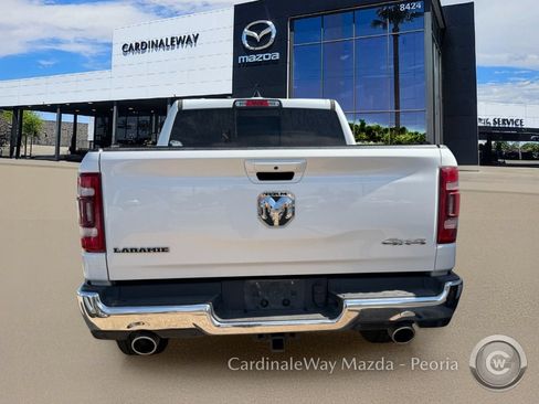 Used 2023 RAM 1500 Laramie AWD/4WD image 3