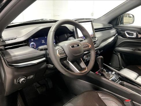 Used 2024 Jeep Compass Limited w/ High Altitude Package AWD/4WD image 15