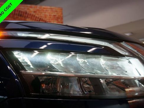 Used 2022 Nissan Pathfinder Platinum w/ Cargo Package image 67