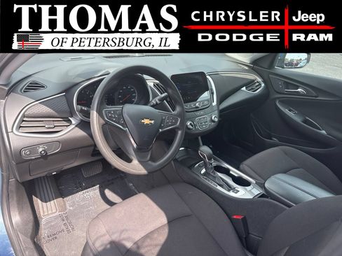 Used 2024 Chevrolet Malibu LT FWD image 12