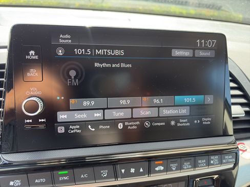 Used 2025 Honda Odyssey EX-L image 7