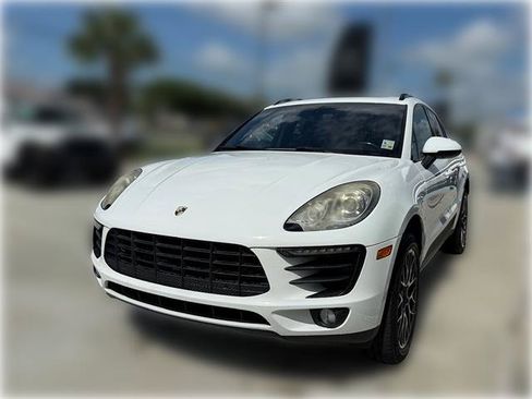 Used 2016 Porsche Macan S AWD/4WD image 3