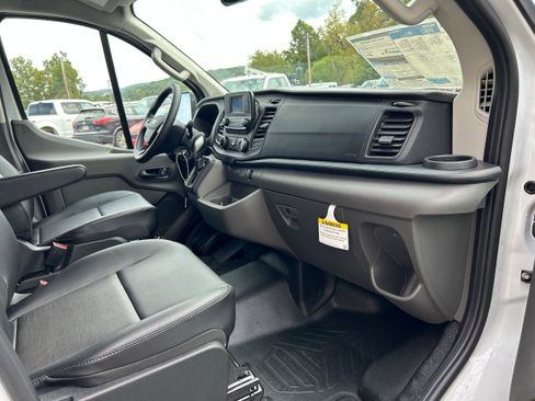 New 2025 Ford Transit 250 250 Low Roof All Wheel Drive image 23