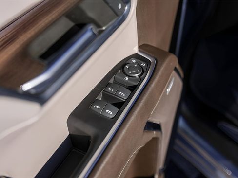 Certified 2023 Chevrolet Silverado 1500 RST w/ Convenience Package II image 25