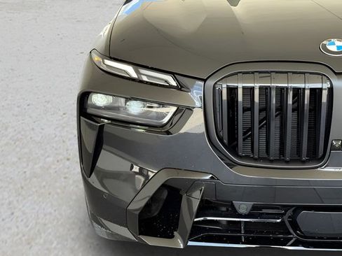Certified 2026 BMW X7 xDrive40i w/ M Sport Package image 6
