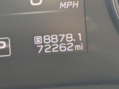 Used 2023 Subaru Ascent Premium w/ Convenience Package image 34