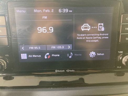 Certified 2023 Kia Seltos S image 3