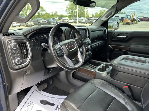 Used 2019 GMC Sierra 1500 SLT w/ SLT Premium Plus Package AWD/4WD image 19