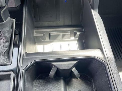 Used 2025 Toyota Tundra SR AWD/4WD image 29