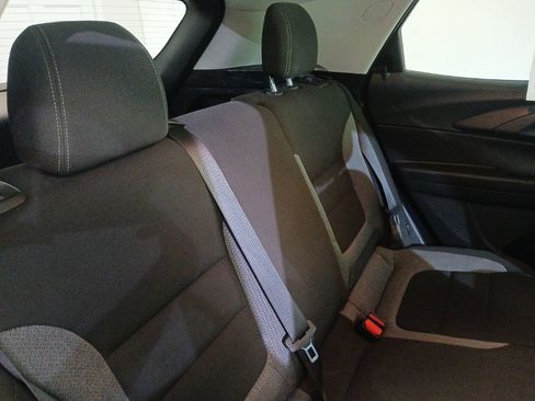 Used 2024 Chevrolet TrailBlazer LT w/ LT Cold Weather Package FWD image 14