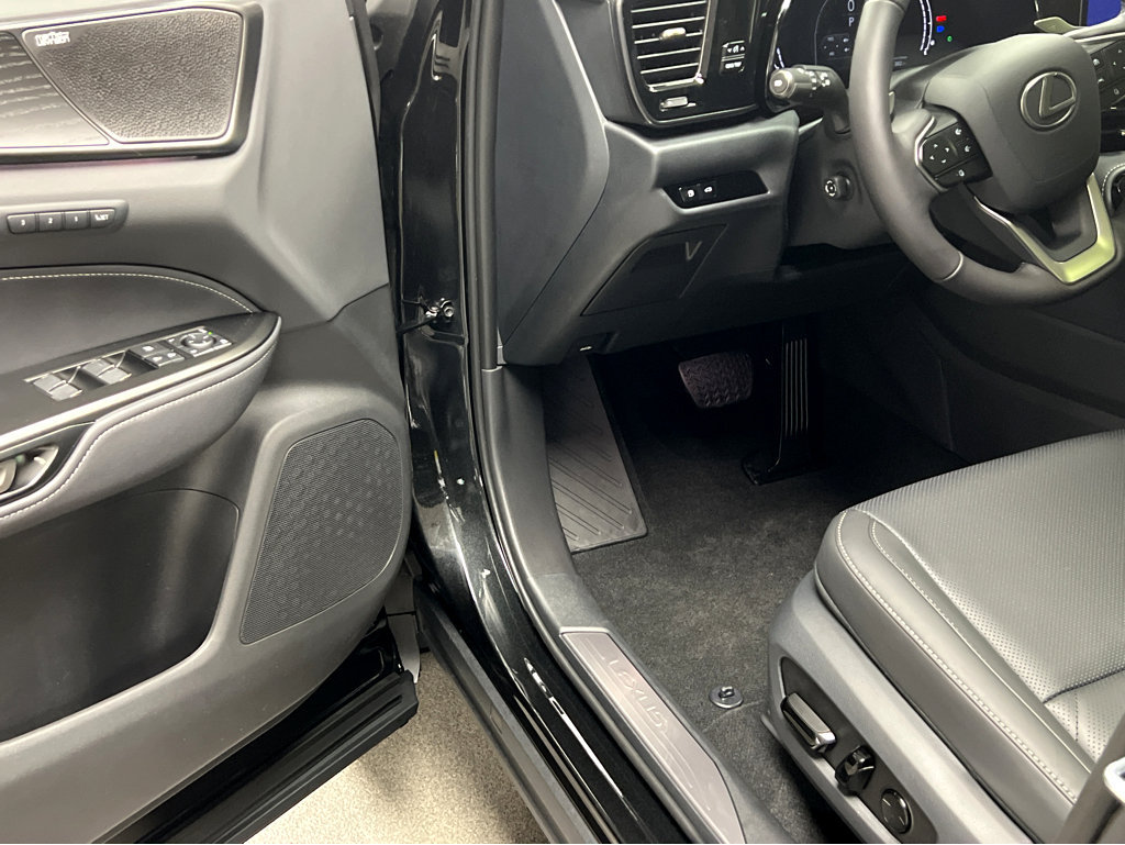 New 2026 Lexus NX 350 AWD w/ Luxury Package image 8