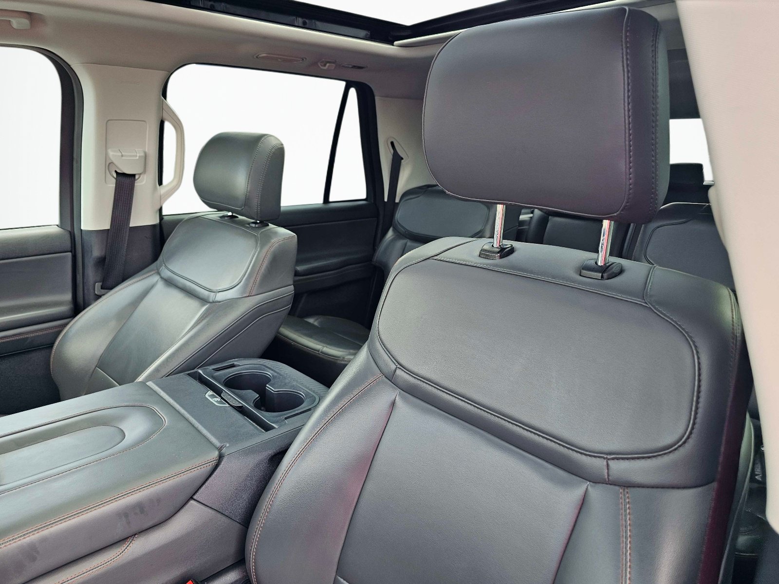 Used 2025 Ford Expedition Max Active AWD/4WD image 19