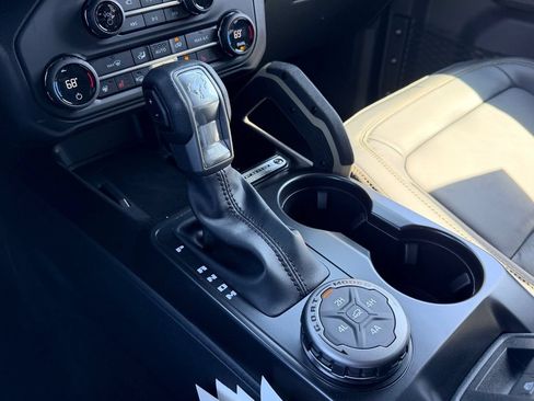 New 2026 Ford Bronco Badlands AWD/4WD image 16