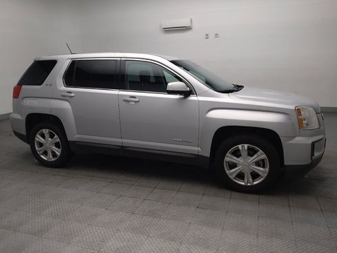 Used 2017 GMC Terrain SLE FWD image 11