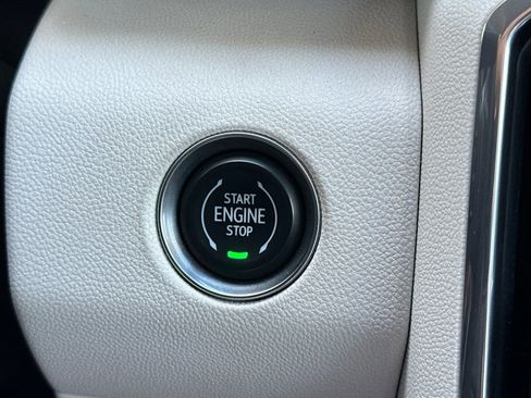 Certified 2024 GMC Acadia Denali w/ Super Cruise Package AWD/4WD image 25