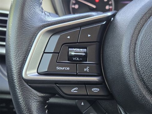 Used 2022 Subaru Outback Limited image 27