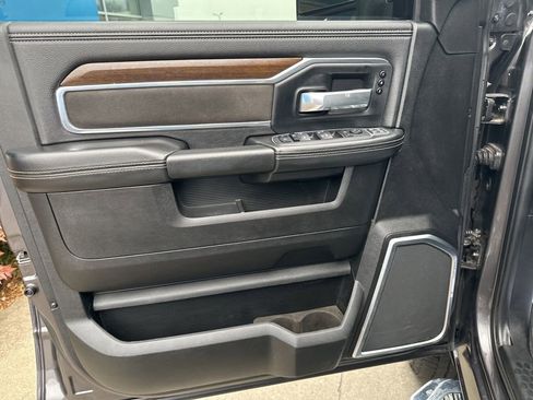 Used 2023 RAM 3500 Laramie image 15