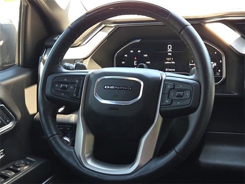 Used 2024 GMC Sierra 1500 Denali image 13