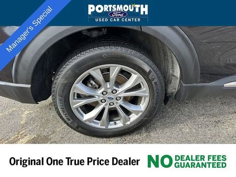 Certified 2023 Ford Explorer Limited w/ Equipment Group 301A image 29