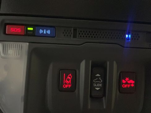 Used 2025 Subaru Forester Wilderness image 9