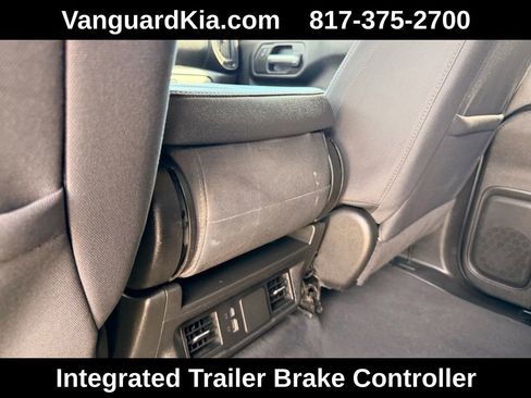 Used 2024 Chevrolet Silverado 2500 Custom w/ Custom Value Package image 24