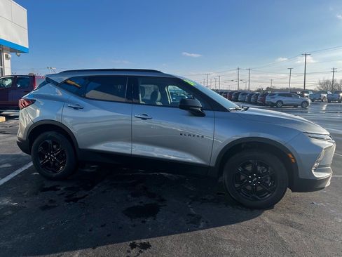 Used 2024 Chevrolet Blazer LT w/ Convenience Package image 5