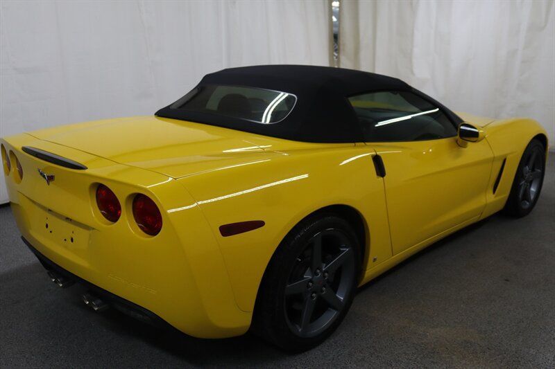 Used 2007 Chevrolet Corvette Convertible RWD image 6