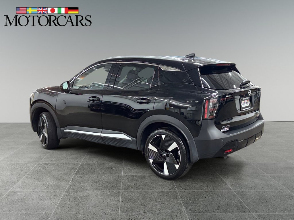Used 2025 Nissan Kicks SR AWD/4WD image 5
