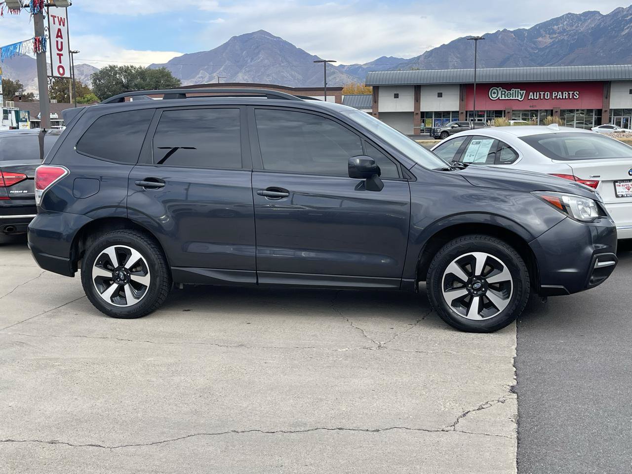 Used 2018 Subaru Forester 2.5i Premium AWD/4WD image 4
