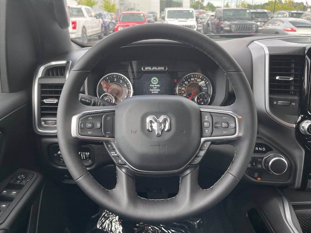 Used 2025 RAM 1500 Big Horn AWD/4WD image 26