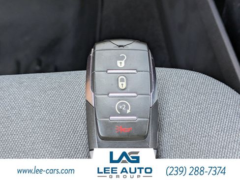 Used 2019 RAM 1500 Big Horn AWD/4WD image 27