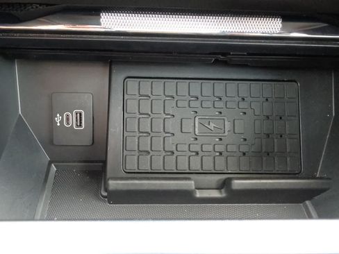 Used 2025 Ford F150 Raptor w/ Equipment Group 803A Raptor R AWD/4WD image 20