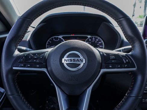 Used 2023 Nissan Sentra SR w/ SR Premium Package image 27