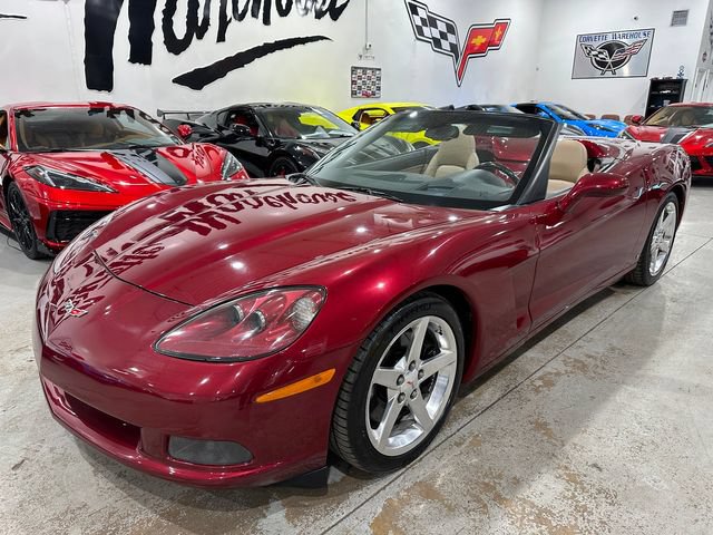 Used 2007 Chevrolet Corvette Convertible w/ Preferred Equipment Group RWD image 19
