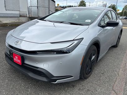 Used 2025 Toyota Prius LE