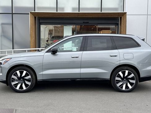 New 2025 Volvo EX90 Ultra image 5