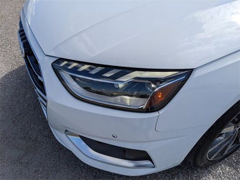 Used 2022 Audi A4 2.0T Premium Plus w/ Premium Plus Package image 9