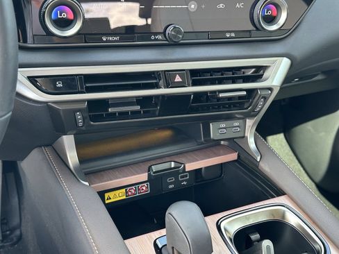 Used 2025 Lexus RX 350 Premium Plus w/ Accessory Package FWD image 26