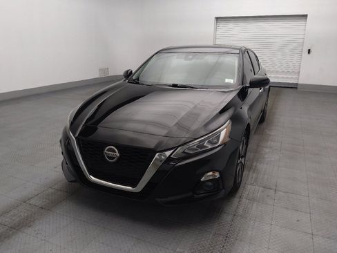 Used 2019 Nissan Altima 2.5 SV FWD image 15