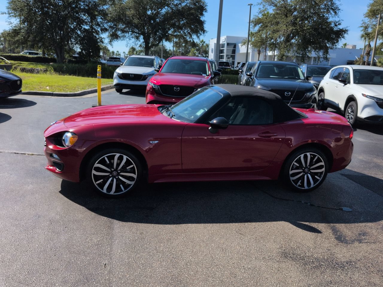 Used 2019 FIAT 124 Spider RWD image 7