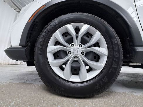 Used 2023 Honda CR-V LX image 14