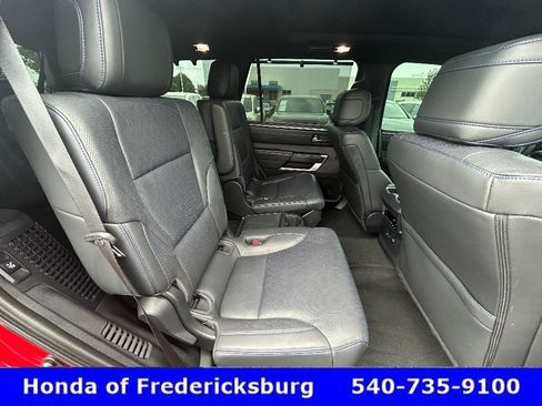 Used 2023 Toyota Sequoia Platinum AWD/4WD image 30