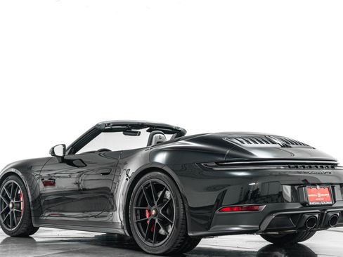 Used 2026 Porsche 911 GTS image 33