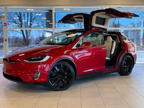 Used 2017 Tesla Model X 100D image 1