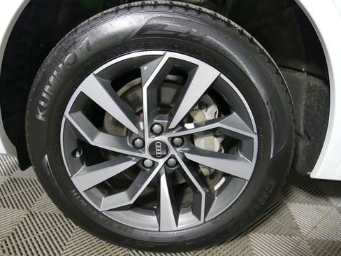 Used 2023 Audi Q5 2.0T Premium w/ Convenience Package AWD/4WD image 34