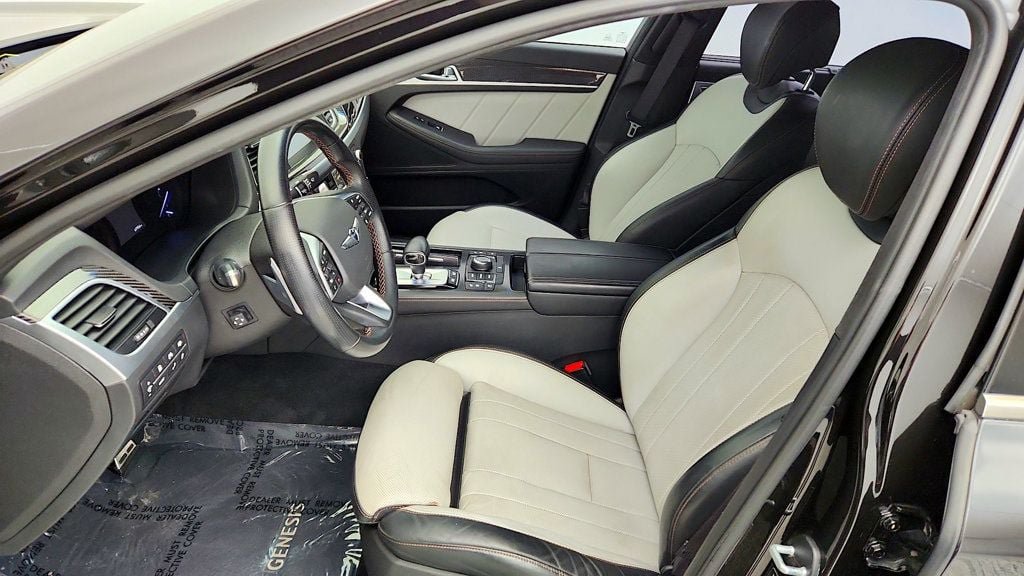 Used 2018 Genesis G80 3.3T Sport RWD image 13