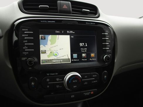 Used 2016 Kia Soul + w/ Primo Package image 8