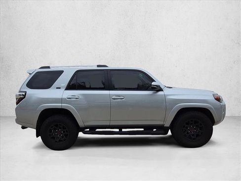 Used 2024 Toyota 4Runner SR5 Premium w/ Moonroof Package RWD image 4