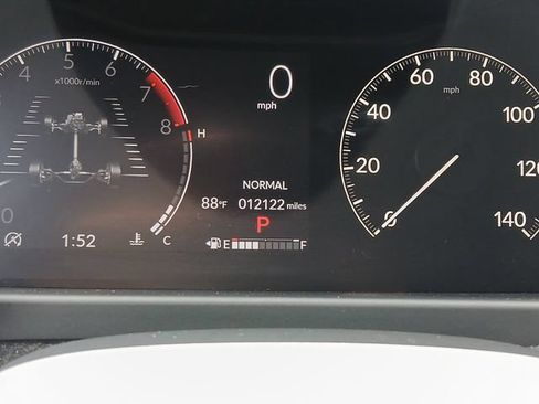 Certified 2025 Honda Ridgeline Sport image 17